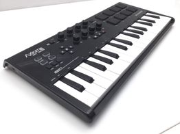 sintetizador m-audio axiom air mini 32