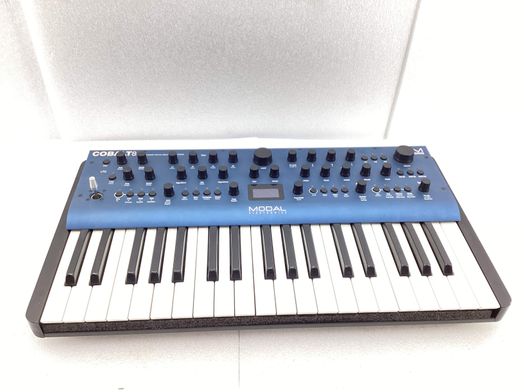 sintetizador modal electronis cobalt 8