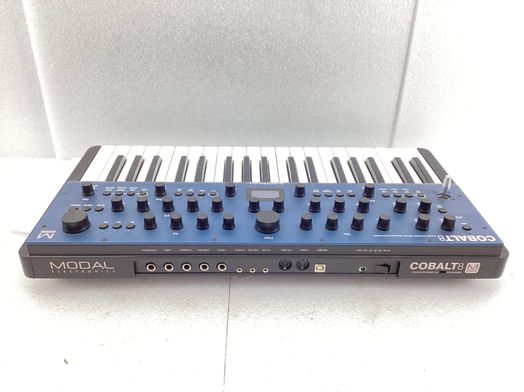 sintetizador modal electronis cobalt 8
