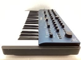 sintetizador modal electronis cobalt 8