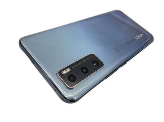vivo y70