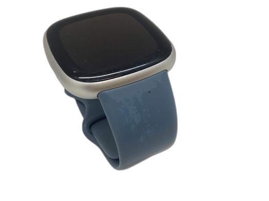 fitbit versa 4
