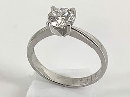 sortija oro 18k con diamante de laboratorio 