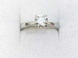 sortija oro 18k con diamante de laboratorio