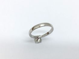 sortija oro 18k con diamante de laboratorio