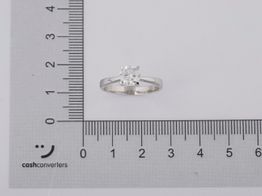 sortija oro 18k con diamante de laboratorio 