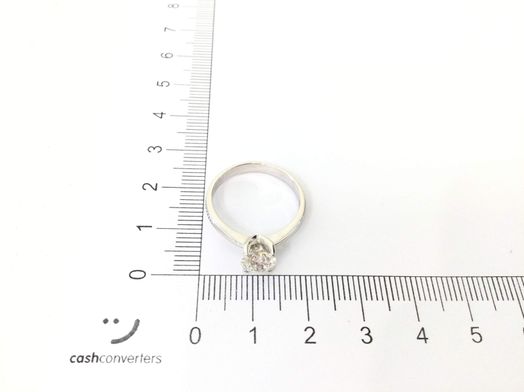 sortija oro 18k con diamante de laboratorio