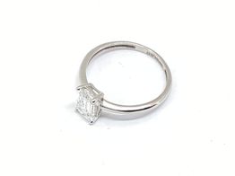 sortija oro 18k con diamante de laboratorio 