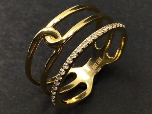 Anillo oro 18K con circonita
