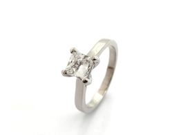 sortija oro 18k con diamante 