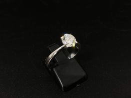 sortija oro 18k con diamante de laboratorio 