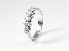 sortija oro 18k con diamante 