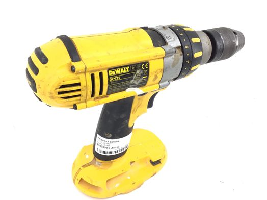 taladro a bateria dewalt dc925