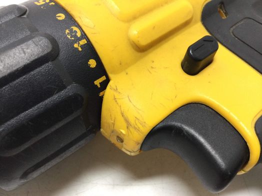 taladro a bateria dewalt dcd776