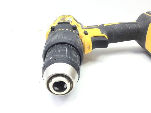 taladro a bateria dewalt dcd778