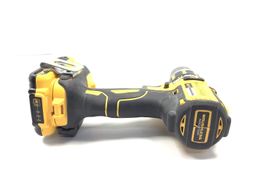 taladro a bateria dewalt dcd795