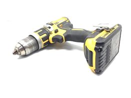 taladro a bateria dewalt dcd795