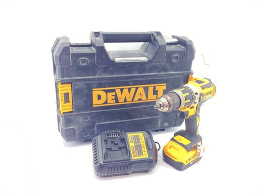 taladro a bateria dewalt dcd795