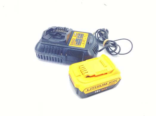 taladro a bateria dewalt dcd795