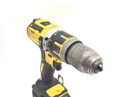 taladro a bateria dewalt dcd795