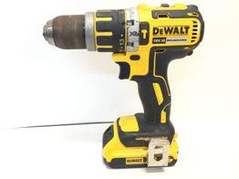 taladro a bateria dewalt dcd795