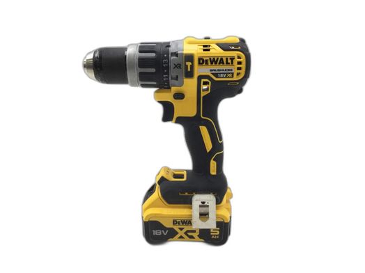 taladro a bateria dewalt dcd796