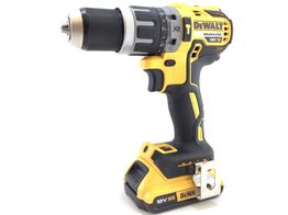 taladro a bateria dewalt dcd796