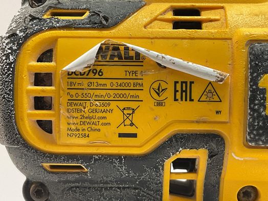 taladro a bateria dewalt dcd796