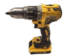 taladro a bateria dewalt dcd796