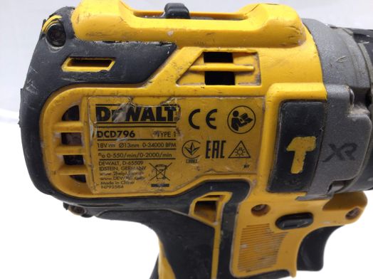 taladro a bateria dewalt dcd796