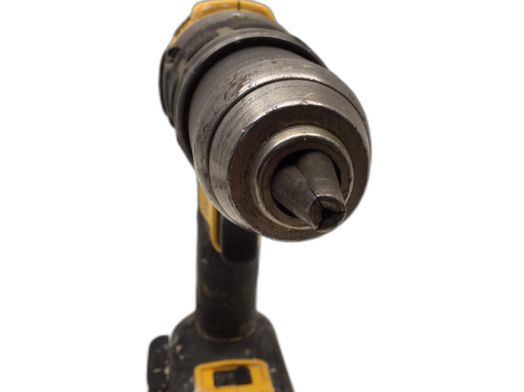 taladro a bateria dewalt dcd796