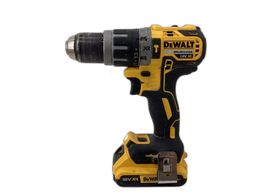 taladro a bateria dewalt dcd796