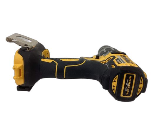 taladro a bateria dewalt dcd796