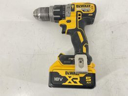 taladro a bateria dewalt dcd796