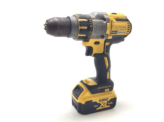 taladro a bateria dewalt dcd995