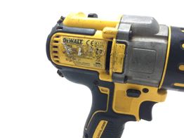 taladro a bateria dewalt dcd995