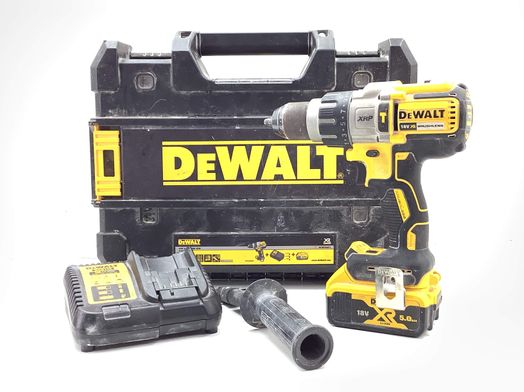 taladro a bateria dewalt dcd996