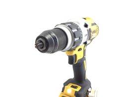 taladro a bateria dewalt dcd996