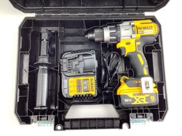 taladro a bateria dewalt dcd996