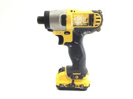 taladro a bateria dewalt dcf815