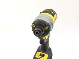taladro a bateria dewalt dcf887