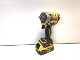 taladro a bateria dewalt dcf921