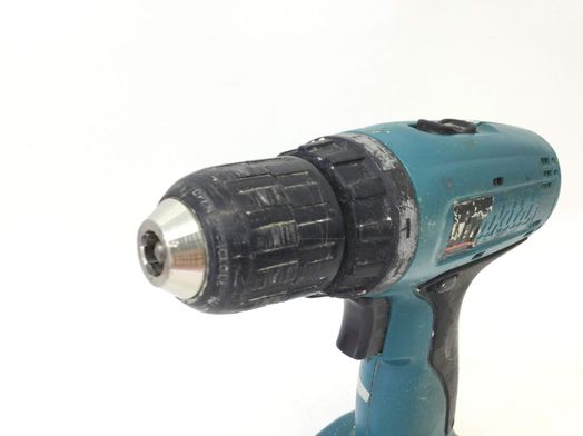 taladro a bateria makita 6280d