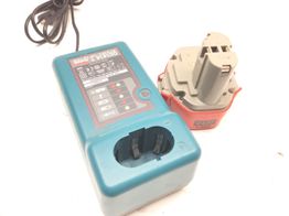 taladro a bateria makita 8281d