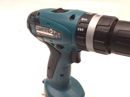 taladro a bateria makita 8281d