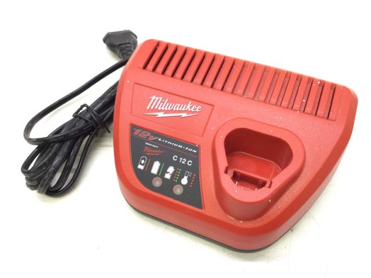 taladro a bateria milwaukee m12bpd