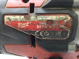 taladro a bateria milwaukee m18 blpdrcmc