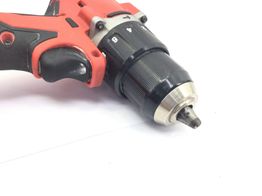 taladro a bateria milwaukee m18bdd