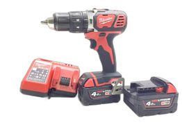taladro a bateria milwaukee m18bpd