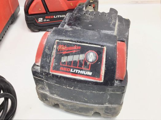 taladro a bateria milwaukee m18cblpd